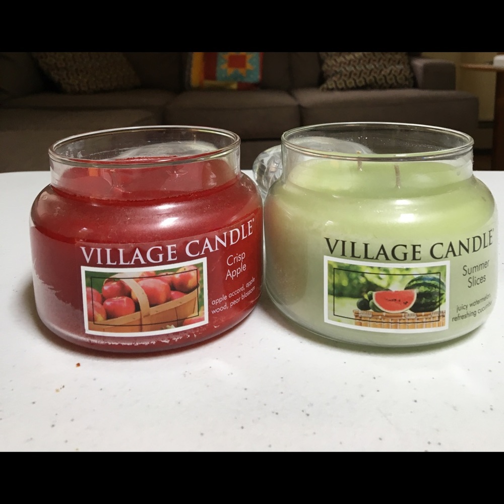 NWOT: 110Z Village Candles